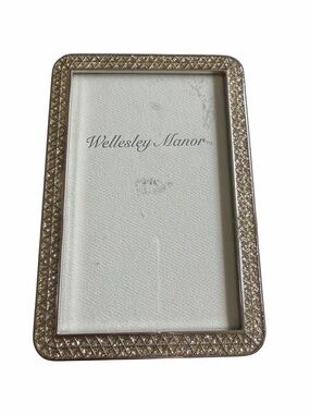 Wellesley Manor Czech Crystal
Picture Frame 4x6